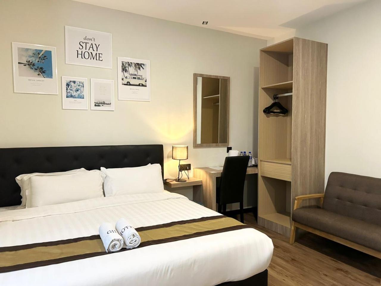 Gill Garden Boutique Hotel ملقا الغرفة الصورة