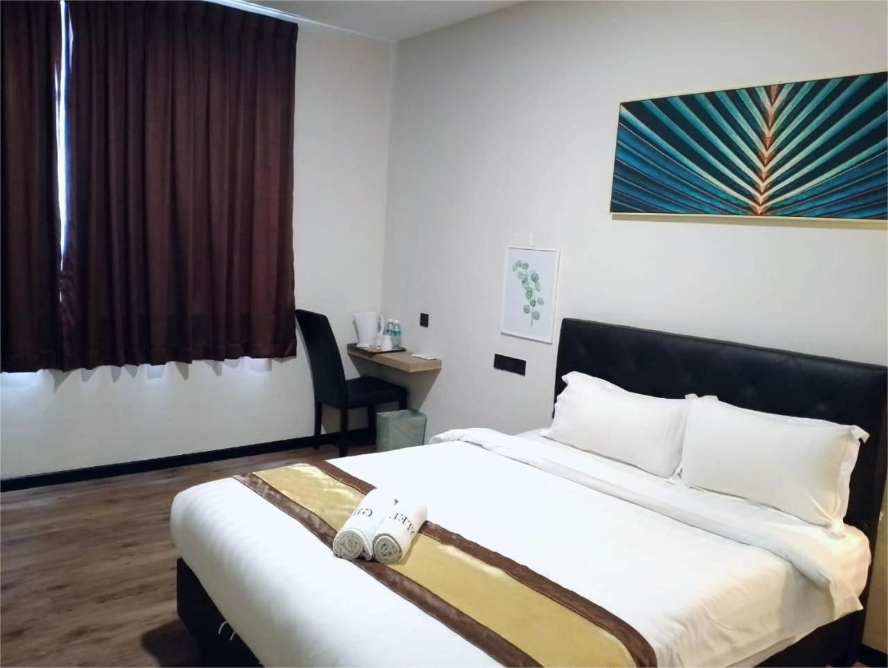 Gill Garden Boutique Hotel ملقا الغرفة الصورة