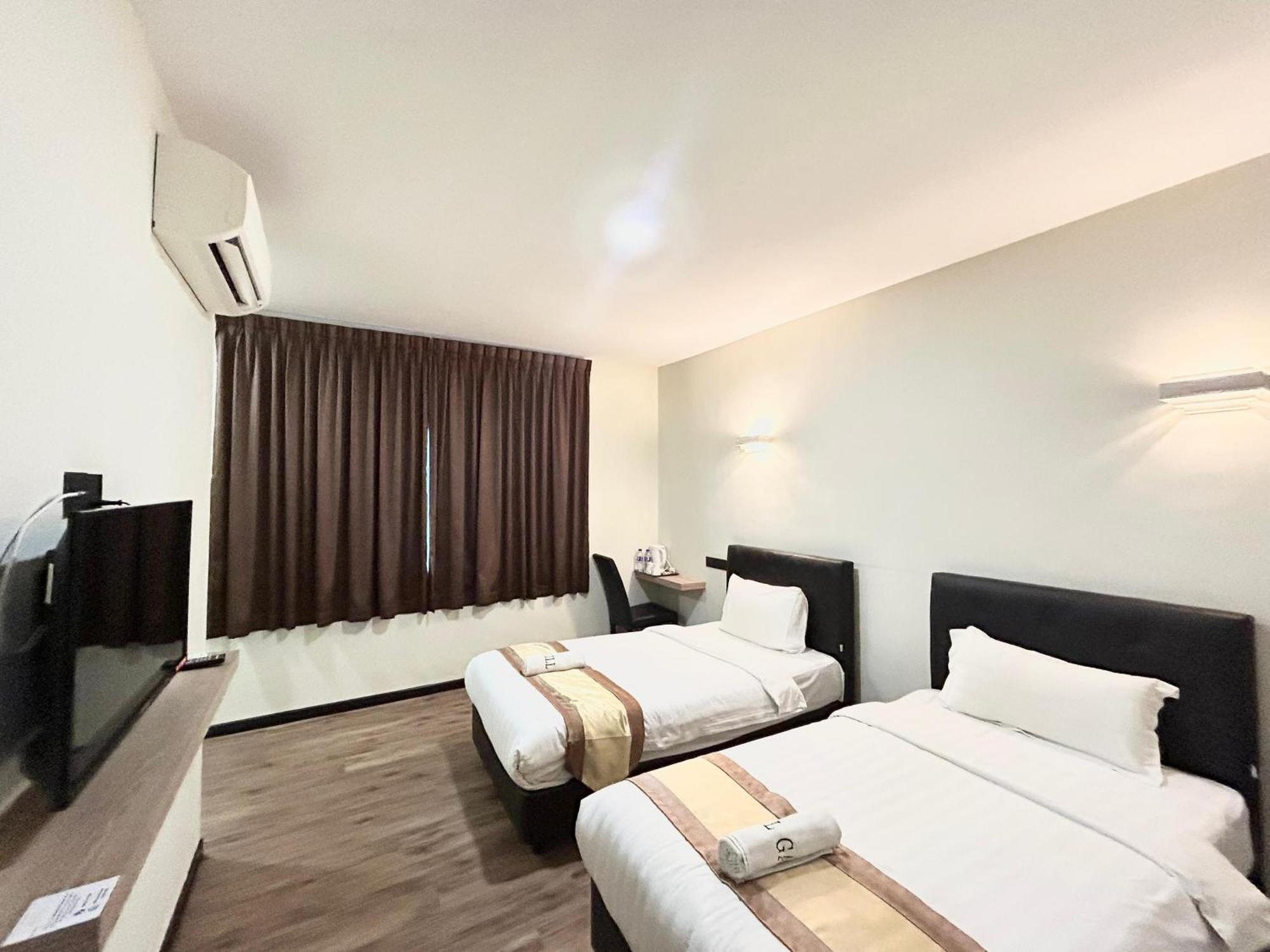Gill Garden Boutique Hotel ملقا الغرفة الصورة