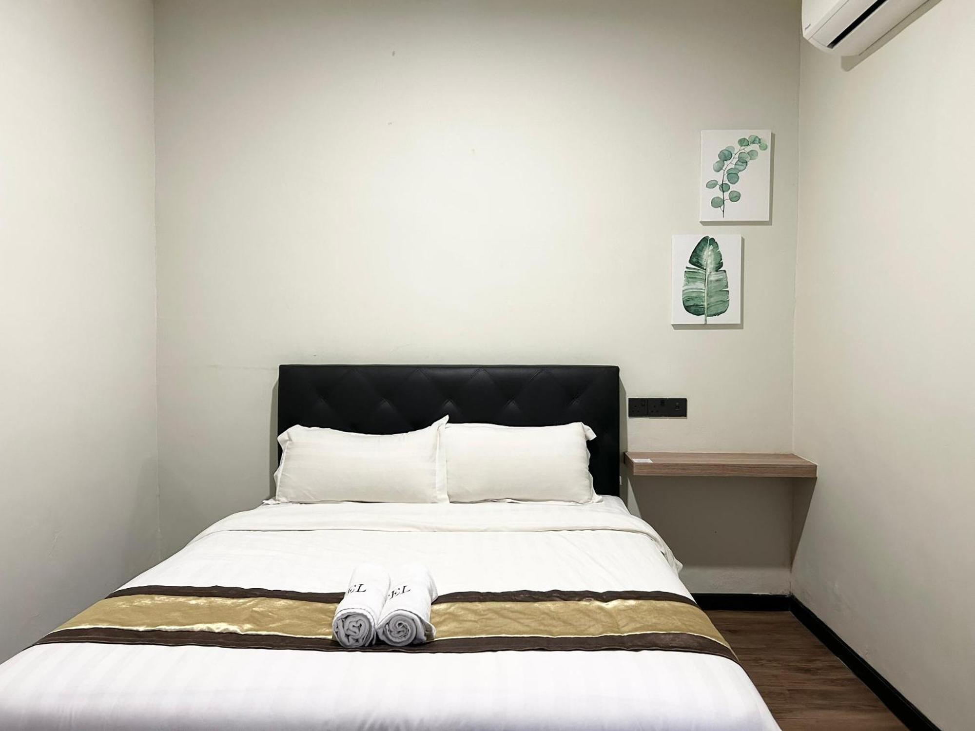 Gill Garden Boutique Hotel ملقا الغرفة الصورة