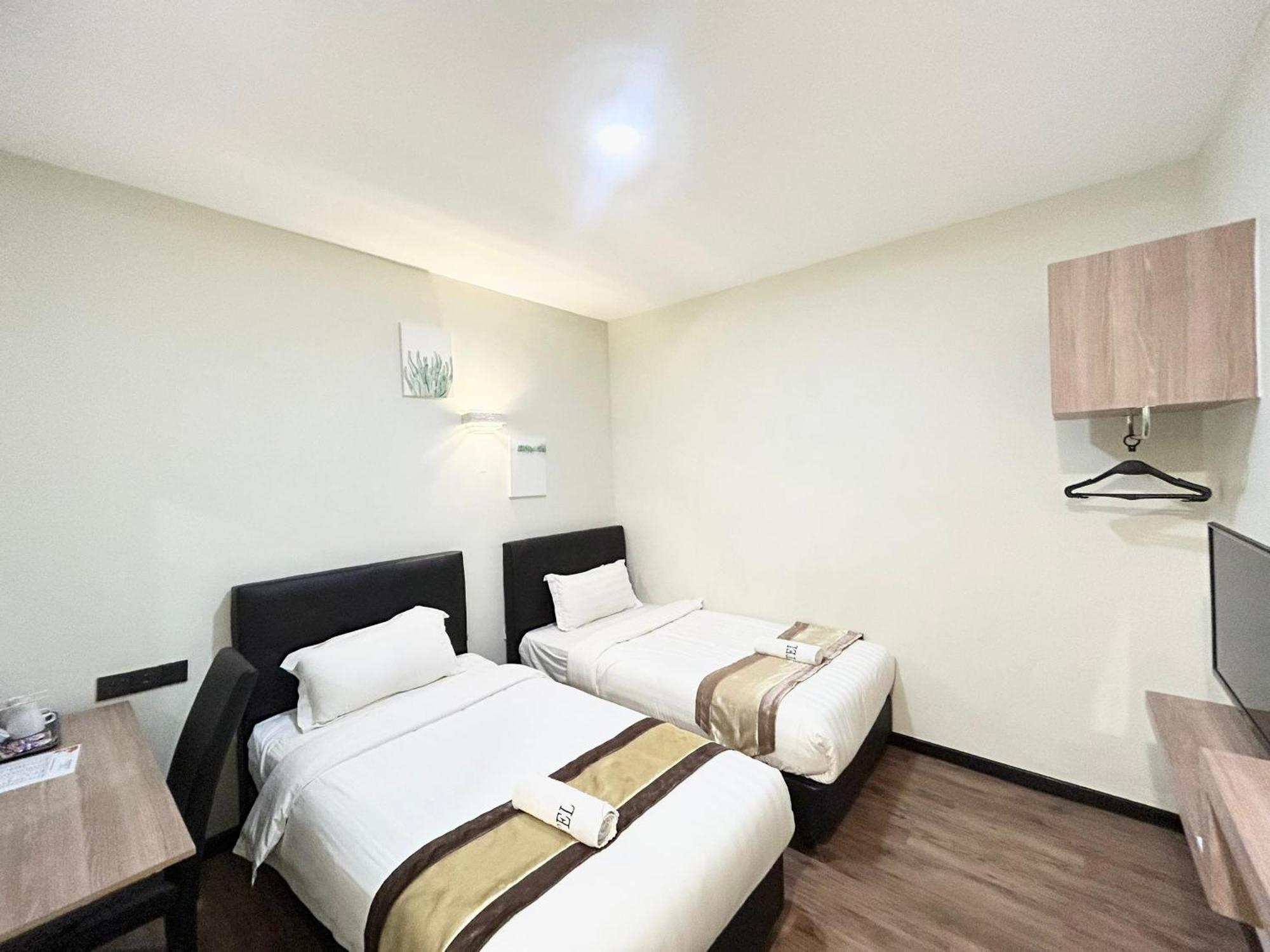 Gill Garden Boutique Hotel ملقا الغرفة الصورة